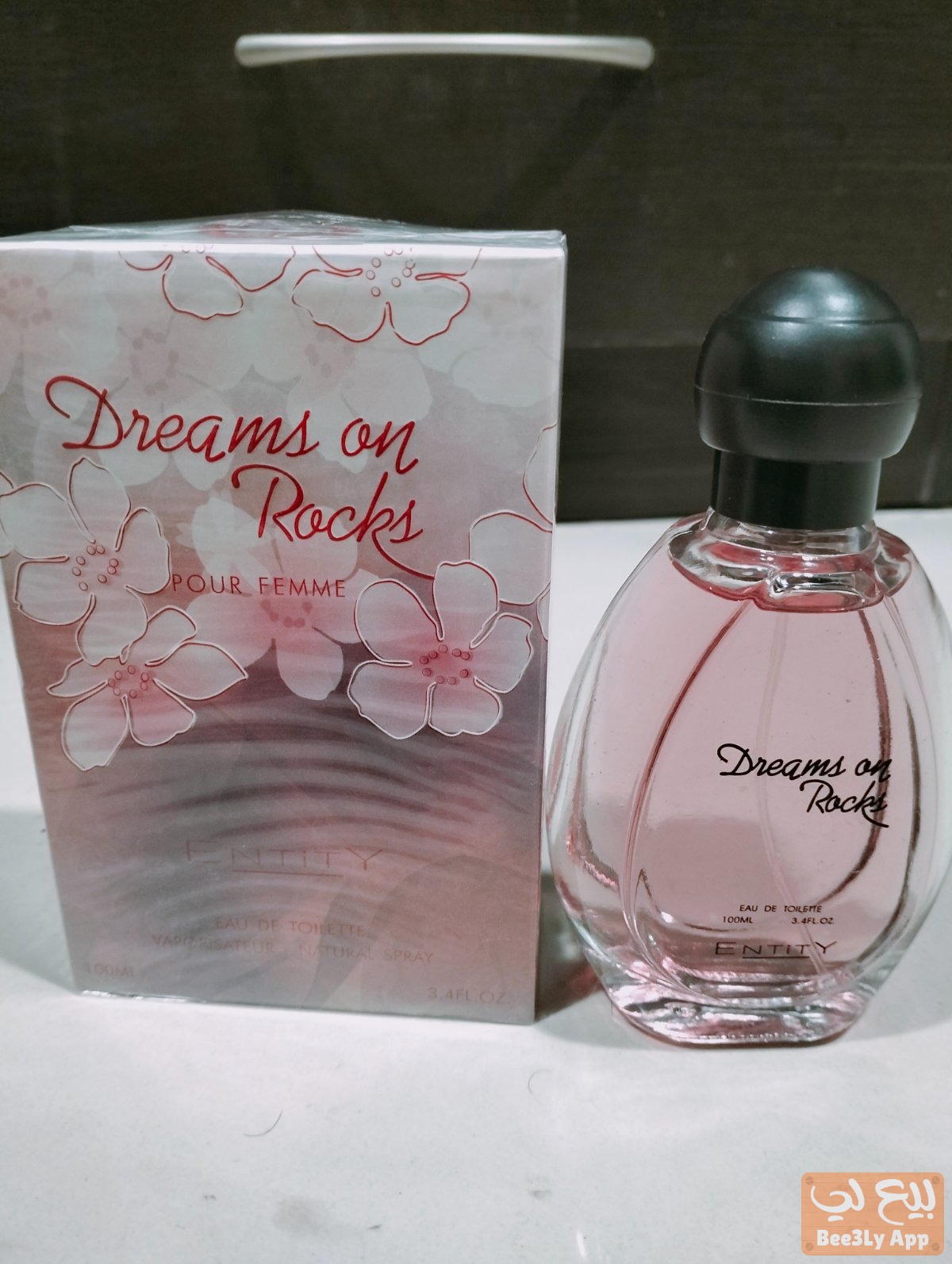 عطر Dreams on Rocks أنثوي ناعم، رائحته زهريّة منعشة مع لمسة فواكه خفيفة، يناسب الاستخدام اليومي ويعط 2