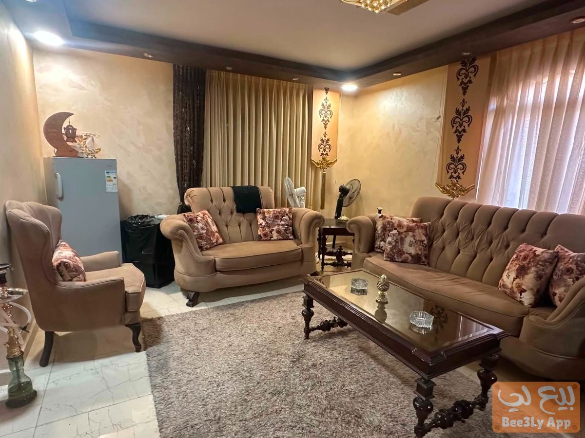 طقم كنب بحالة الوكالة 1