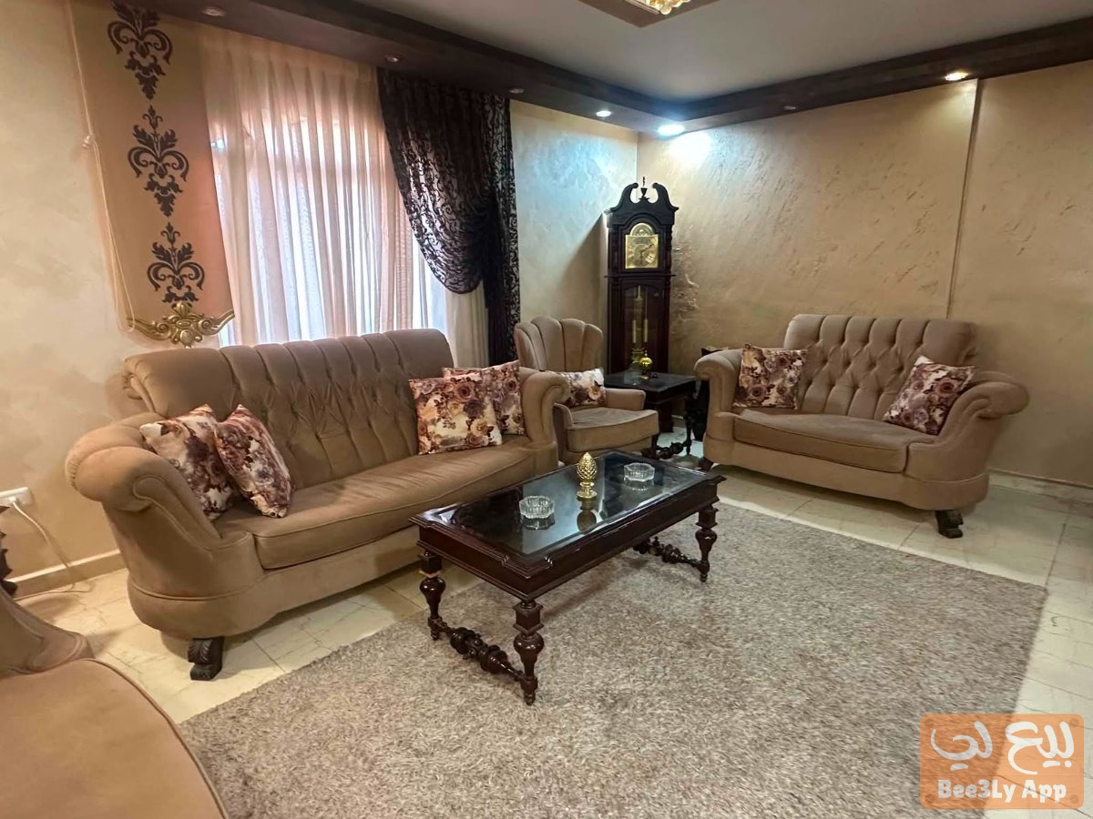 طقم كنب بحالة الوكالة 2